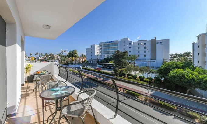 Ayia Napa Apartment | Nissi Beach Apartment 2 - Two bedroom apartment close to Nissi Beach