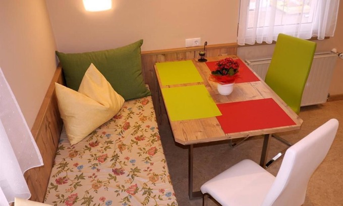 Leutasch Apartment | No. 2, apartment/1 bedroom/shower, WC - Haus Schönberg