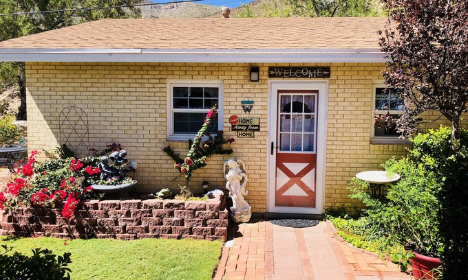 El Paso House | No cleaning fee!Property in Exclusive Neighborhood! Little Hidden Gem