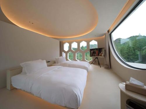 Moganshan Hotel | No Man's Frontier