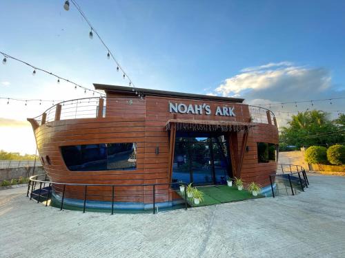 Dauis Hotel | Noah's Ark Hotel powered by Cocotel