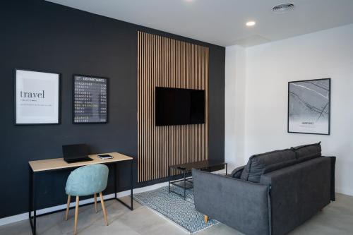 Carretera de Cadiz Apartment | Nomad Malaga - Airport I