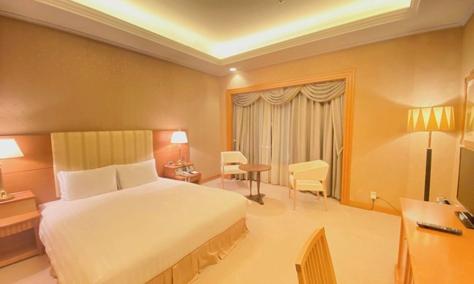 Nishikasai Hotel | Nonsmoking Deluxe Double Room Room only Smile/Edogawa-ku Tokyo