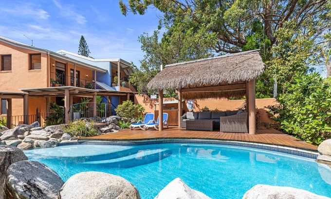 Noosa Heads Apartment | Noosa private sanctuary, walking distance to beach