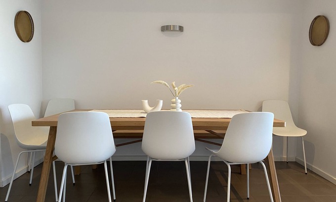 North Beach House | North Beach Esplanade with wifi
