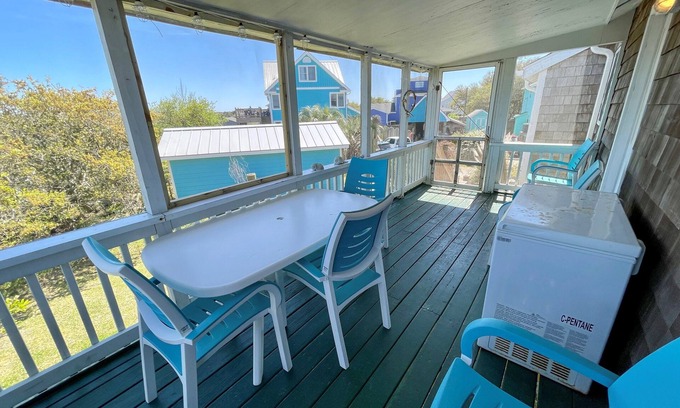 Ocracoke House | Northern Pond: Dog friendly, wrap around porch, screened porch.