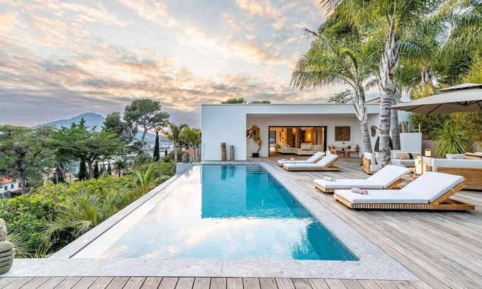Carqueiranne Villa | Nouveau "côté Mer" Villa D'exception, vue Mer, Piscine, à 4mn de la Plage