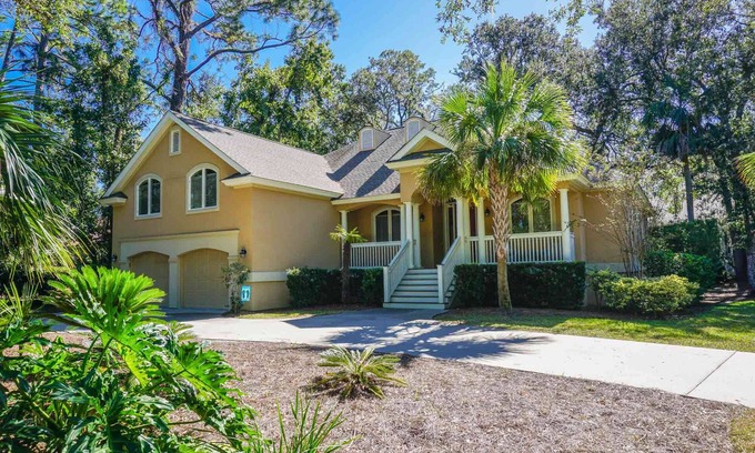 Palmetto Dunes House | Nov 15 Special,Inquire, 5BR, private backyard & pool, hot tub, bikes, pool toys