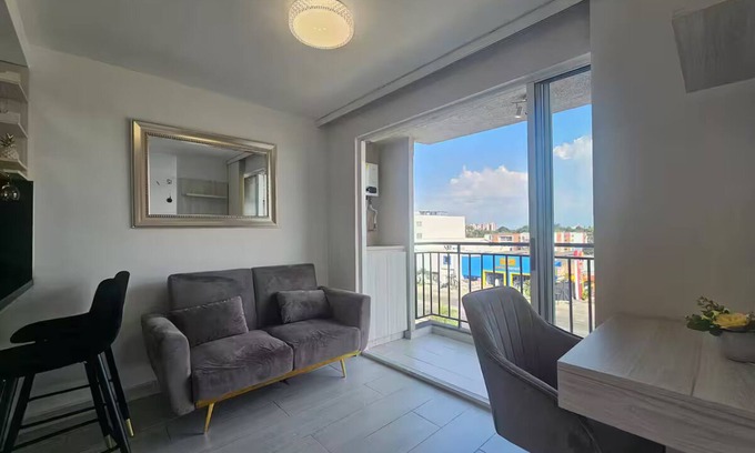 Cali Apartment | NOVA-613 Apartment in La Flora near the airport