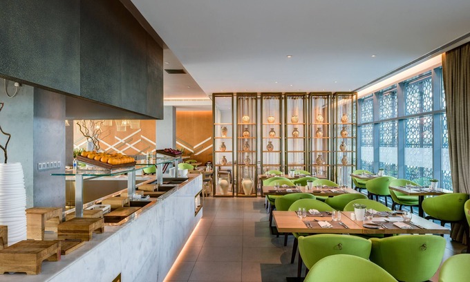Muscat Hotel | Novotel Muscat Airport