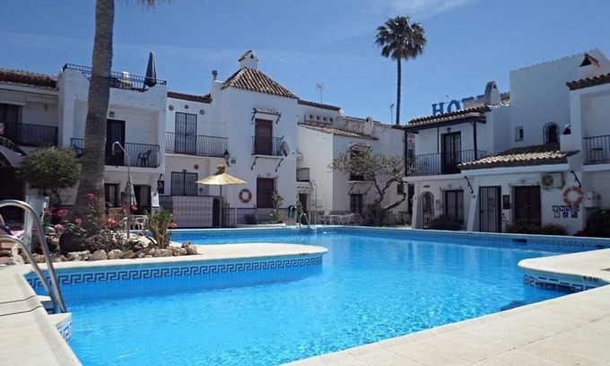 Nerja House | NUEVA NERJA 79 MENYBER