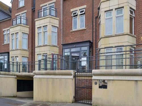 Whitby House | Number 7