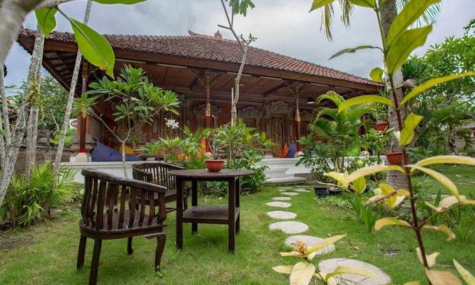 Sampalan Hotel | Nushe Hostel