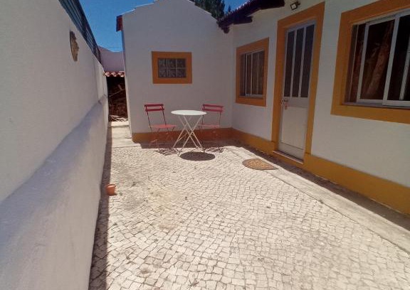 Sao Simao House | O Mundo da Lua - Galinheiro