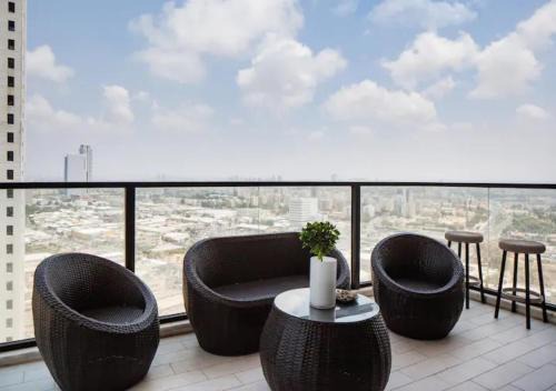 Bat Yam Apartment | O&O Group- Special Apartment Sea View Luxury Tower