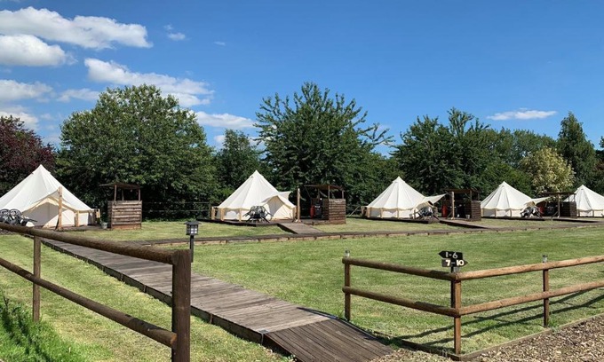 Eye Other | Oak Lodge Retreat - Glamping 9