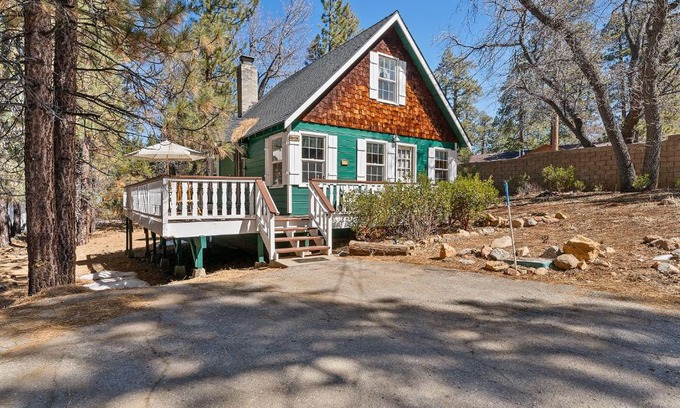 Big Bear Lake Ski Chalet | Oak Nesting