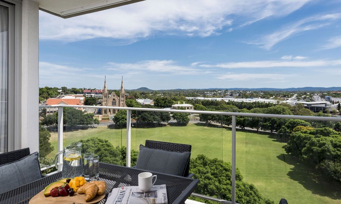 Woodend Hotel | Oaks Ipswich Aspire Suites