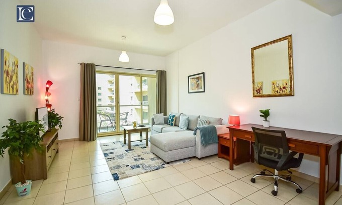 The Greens Apartment | OAS - spacious 1 bed with Balcony