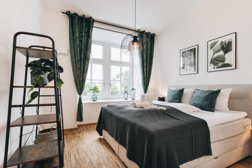 Striesen Apartment | Oasis Appart - Wohnen in Dresden - Netflix - Tiefgarage - Dachterrasse