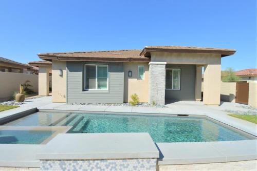 Palm Desert House | Oasis at Genesis - 30 Day