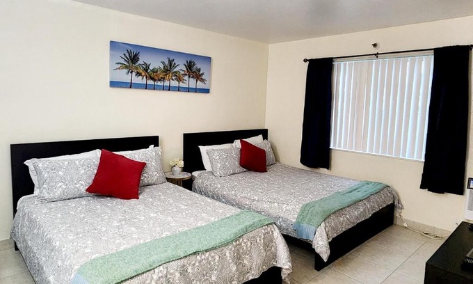 Royal Poinciana Apartment | Oasis at Hollywood Unit 7 - Sleep 5