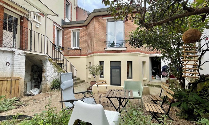 Malakoff Apartment | Oasis de Sérénité à Pom'Canelle : Apartment with garden in Malakoff