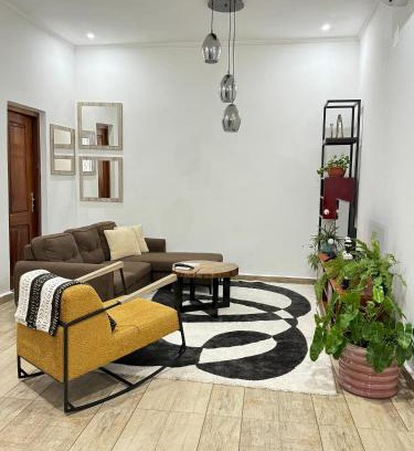 Brazzaville Apartment | Oasis urbaine