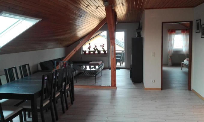 Ahorn Apartment | Obere Ferienwohnung Asshoff zwischen Odenwald, Taubertal und Bauland
