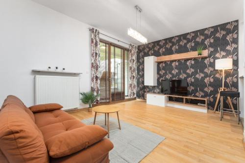Mokotow Apartment | Obrzeżna 1 by Homeprime