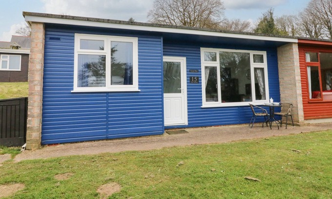 Bucks Cross Cottage | OCEAN BLUE, pet friendly, with pool in Bucks Cross, Bideford