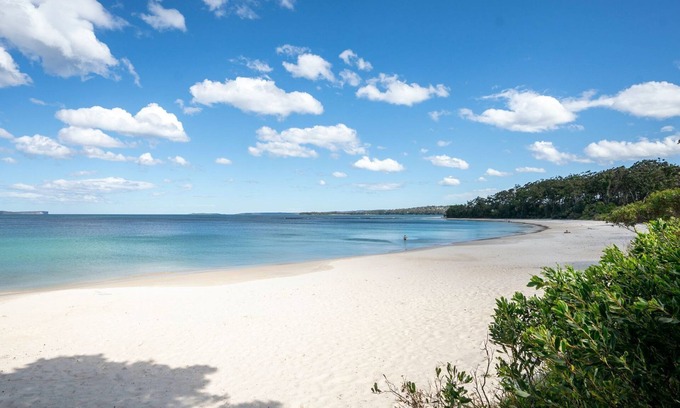 Huskisson House | Ocean Breeze Luxurious - Huskisson