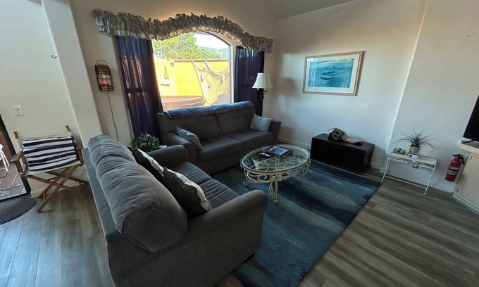 Smith River Cabin | Ocean Cabin 28 w/Jacuzzi with Private Beach (Private Beach Owned by White Rock Resort)