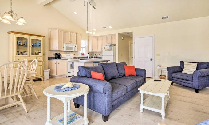 North End Apartment | Ocean City Family Getaway about Qtr-Mi to Beach!