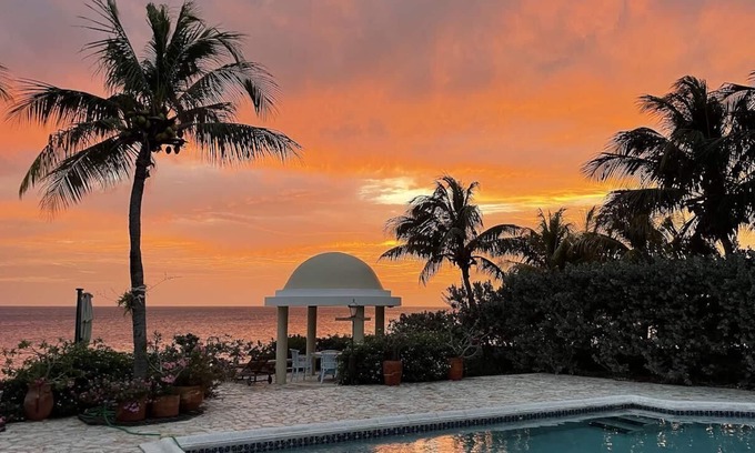 Sabadeco Villa | Ocean front chateau offers maximum privacy and feels like home