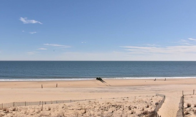 South Rehoboth Condo | OCEAN FRONT CONDO. ENJOY YOUR MORNING COFFEE SITTING ON YOUR PRIVATE BALCONY WATCHING THE SUNRISE.