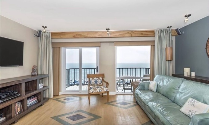 South Rehoboth Condo | OCEAN FRONT CONDO. ENJOY YOUR MORNING COFFEE SITTING ON YOUR PRIVATE BALCONIES WATCHING THE SUNRISE.