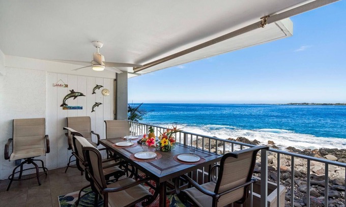 Kailua-Kona Condo | 🏖️Ocean Front | Fantastic Ocean Views | Completely Upgraded🏖️