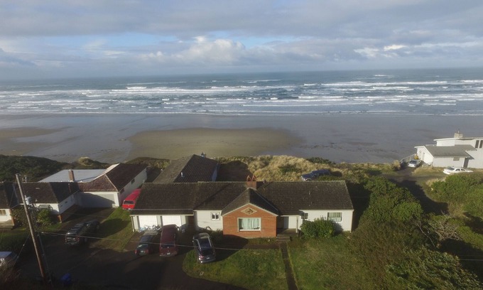 Newport House | Ocean Front Home in the Heart of Newport