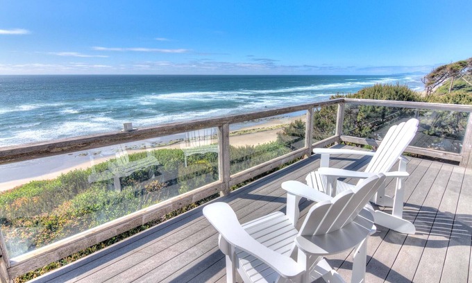Seal Rock House | Ocean Front Home With Spectacular Views! Dog Friendly!