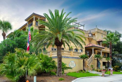 Saint Simons Island Apartment | Ocean Lodge Resort
