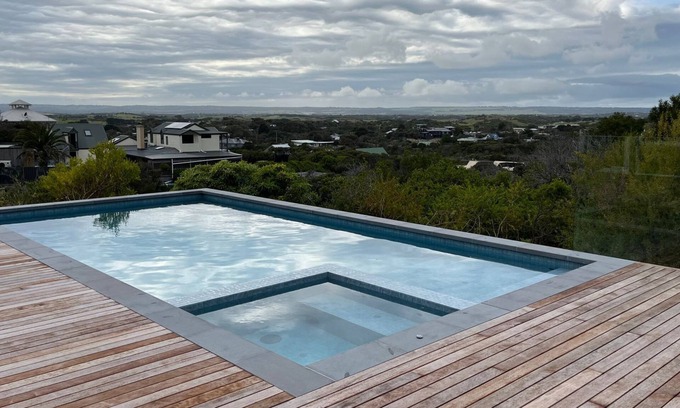 Rye House | Ocean Panorama on Hetty with pool and spa