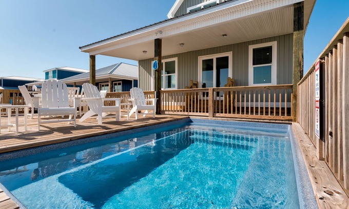Dauphin Island House | Ocean Pearl- Gulf Front, pool. Nightly Sept. openings
