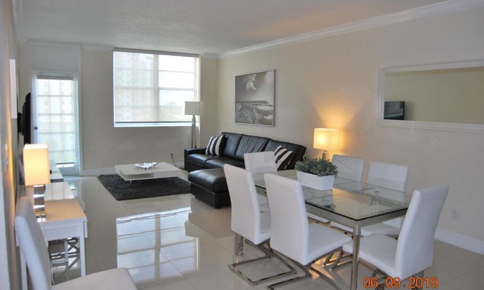 Sunny Isles Beach Apartment | Ocean Reserve Piso 7 STR-310