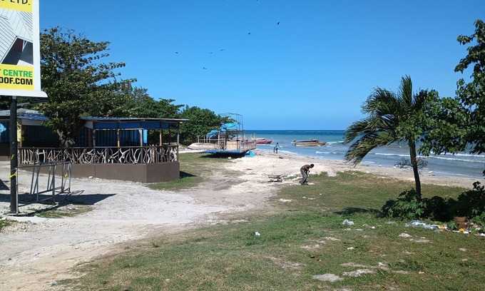 Discovery Bay Apartment | Ocean view apartment,with pool within reach ,AC with WiFi newly redone,discount