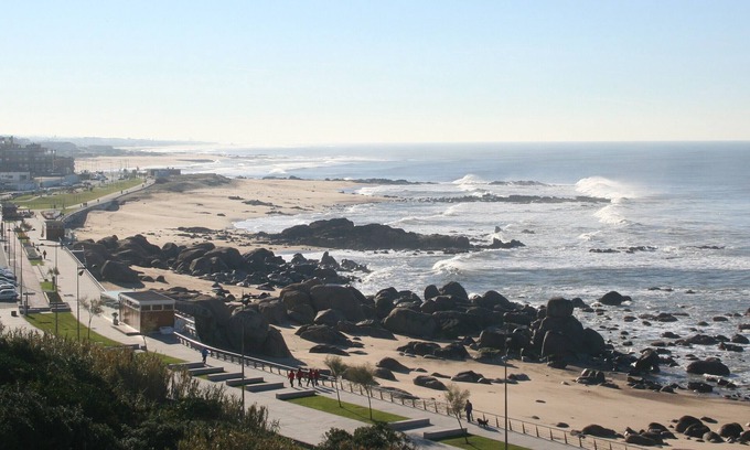 Canidelo Apartment | Ocean View apartment 10 min from Porto