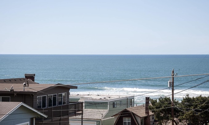 Roads End House | Ocean View at Roads End in Lincoln City