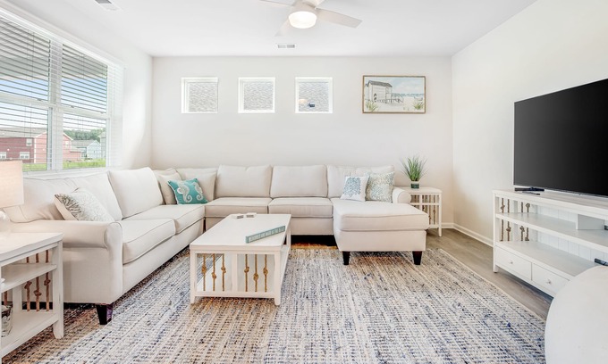 Ocean View House | Ocean View Beach Club getaway with fast WiFi, patio, pool & sauna