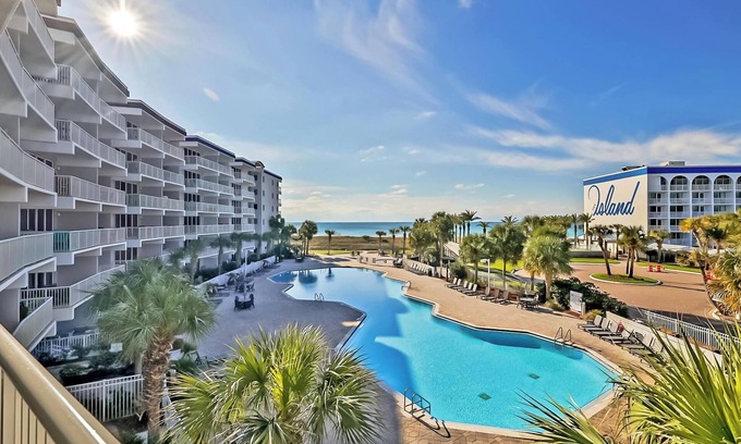Fort Walton Beach - Destin Condo | Ocean view condo, Lazy River & Beach, Destin West