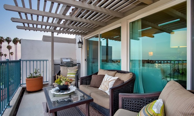 San Clemente Condo | Ocean View Condo With Community Pool and Air Conditioning!